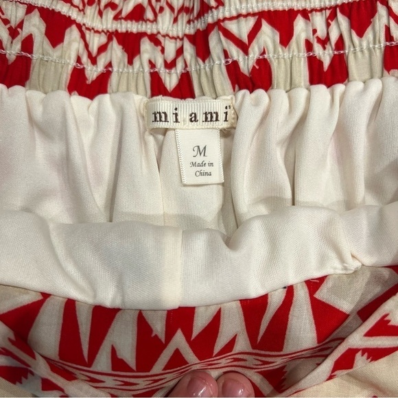 Francesca's Miami Aztec Print Rayon Shorts Lined Size Medium - Picture 9 of 11